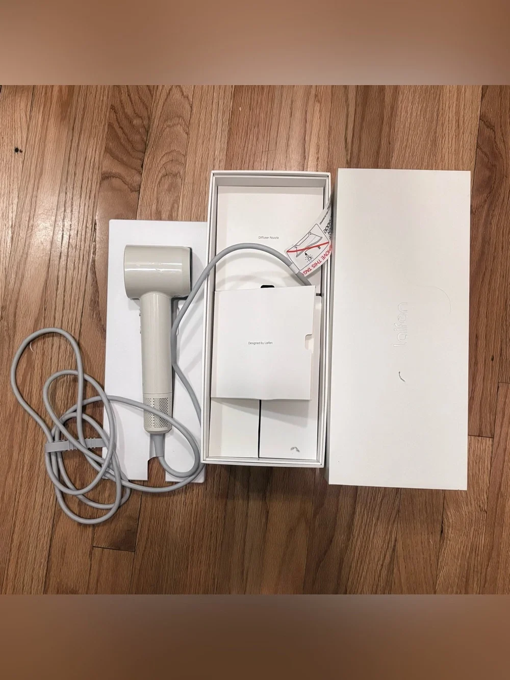 ✨ LAIFEN ✨ Like New Hair Dryer SE Lite With Box And 2 Nozzles Glossy Tan